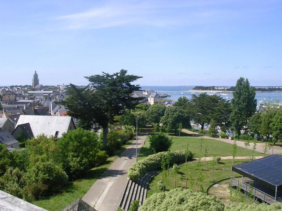 VUE DU MONT ESPRIT