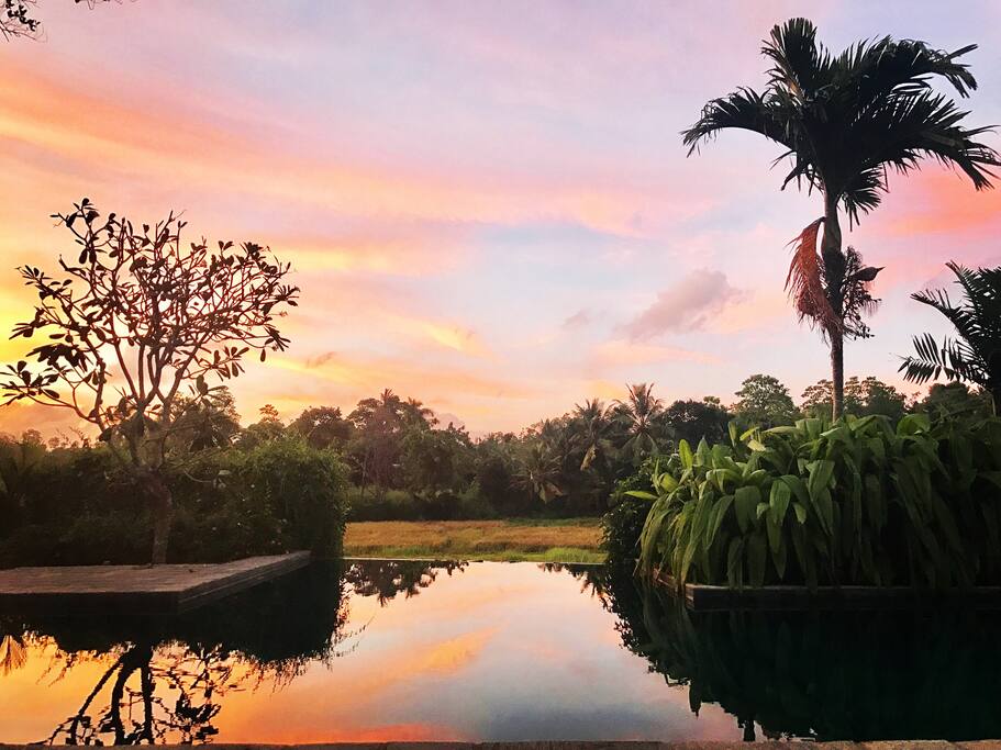 Sunset ay Etamba