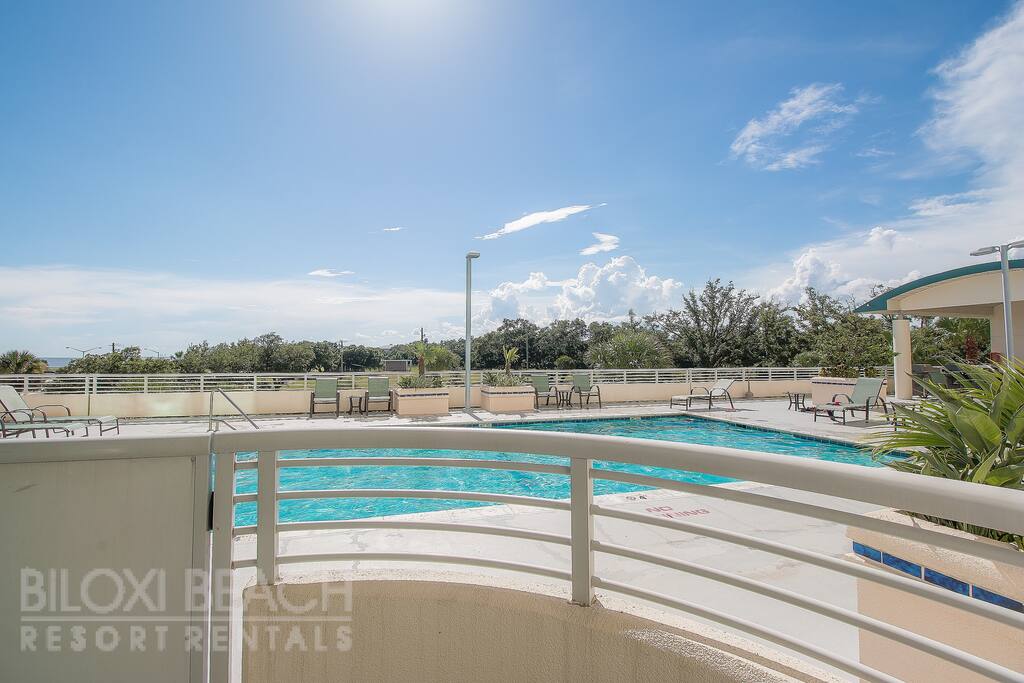 Ocean Club 103