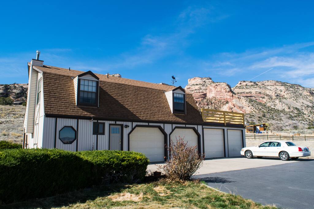 Entire top floor and deck is all yours!