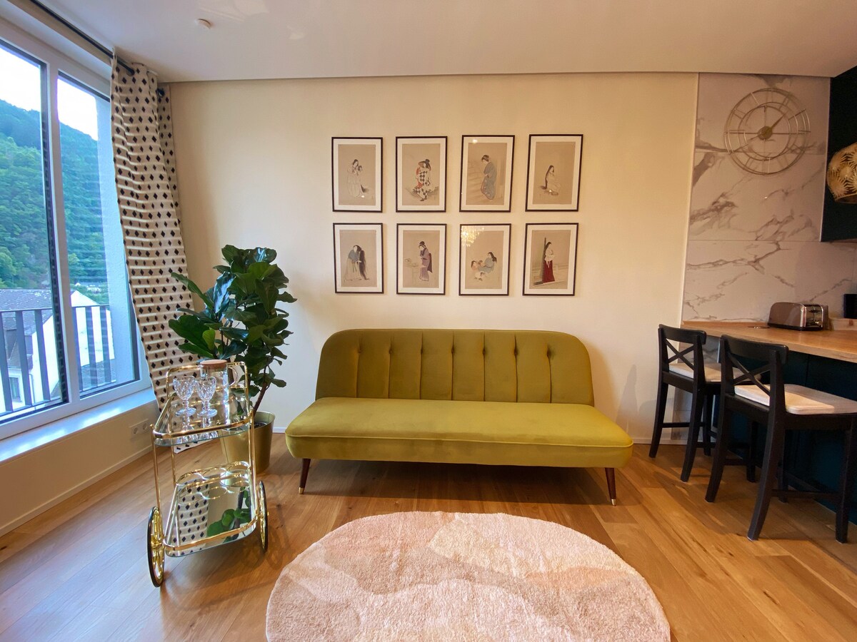 Top performing Airbnb: Romantic luxury studio flat with Mosel river view in Traben Trarbach