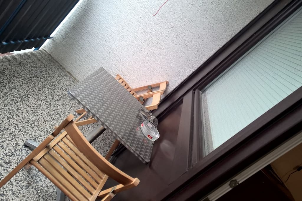balcony
