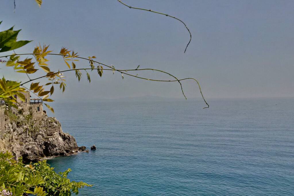 Imagine to be here. And Enjoying this crystal water, opposite to your Window :)