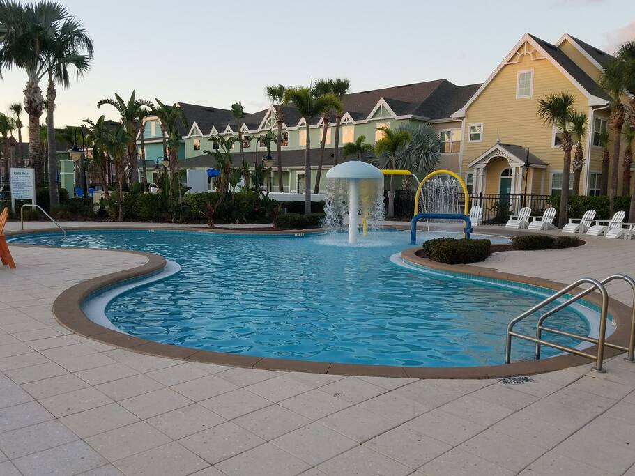 Kiddie pool