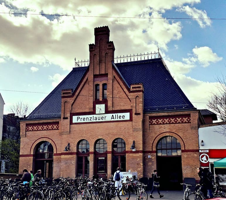 Sbahnstation nur 5 min von der Wohnung entfernt