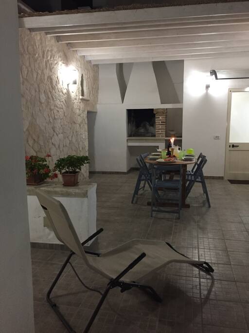 Scoperto attrezzato con zona relax