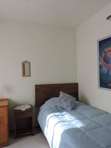 Private room with 2 bedrooms in Vina del mar - Impecable y soleada habitación en Recreo