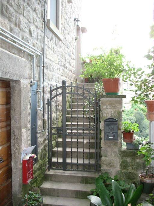 L'ingresso indipendente