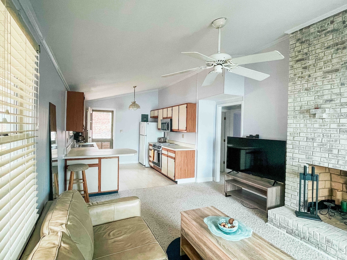 סלון שני ומטבח