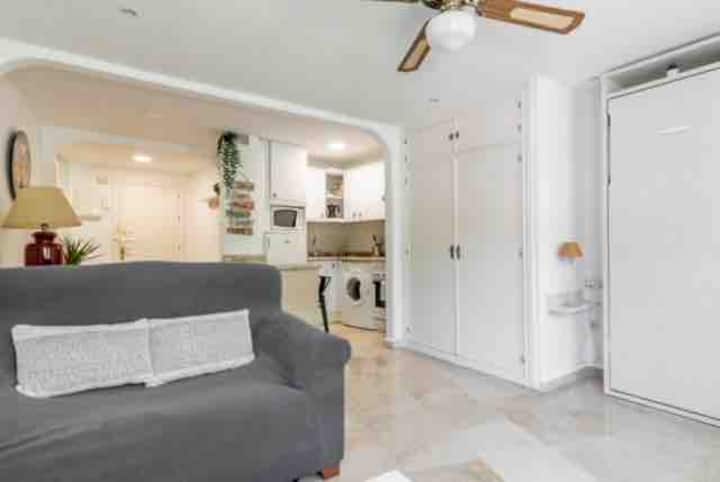 ספה נפתחת בגודל 90 ס"מ 