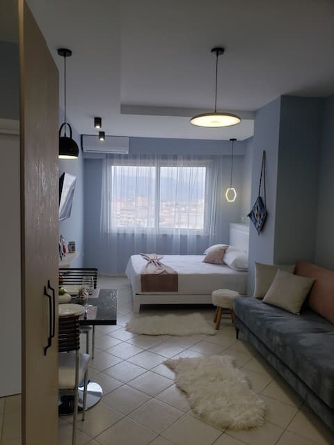Apartment no. 28 