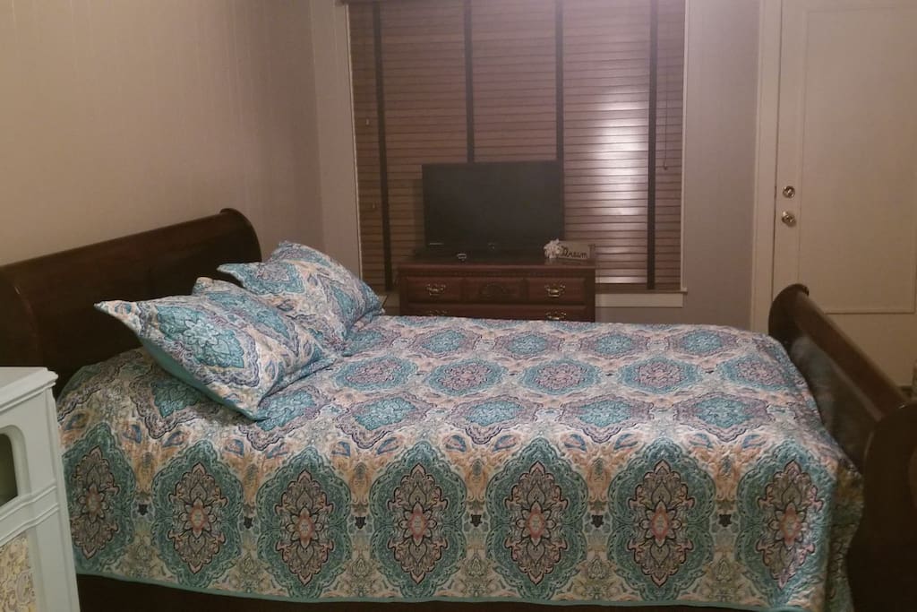 Private Bedroom