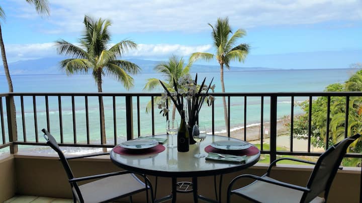 Oceanfront Views From Master Bed, Near Beaches! - Lahaina, HI