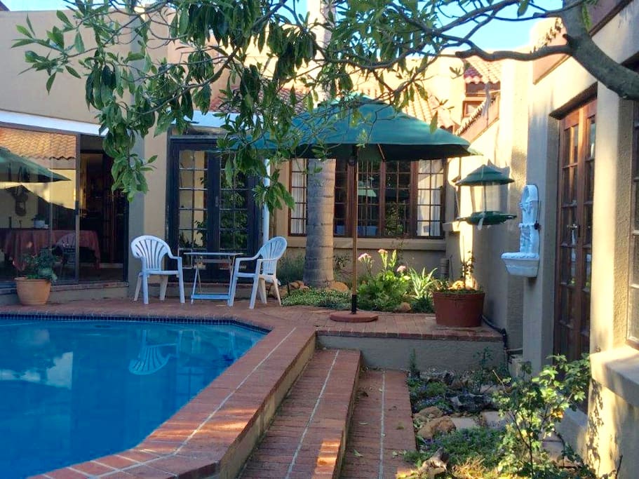 Pool and outside entertainment area