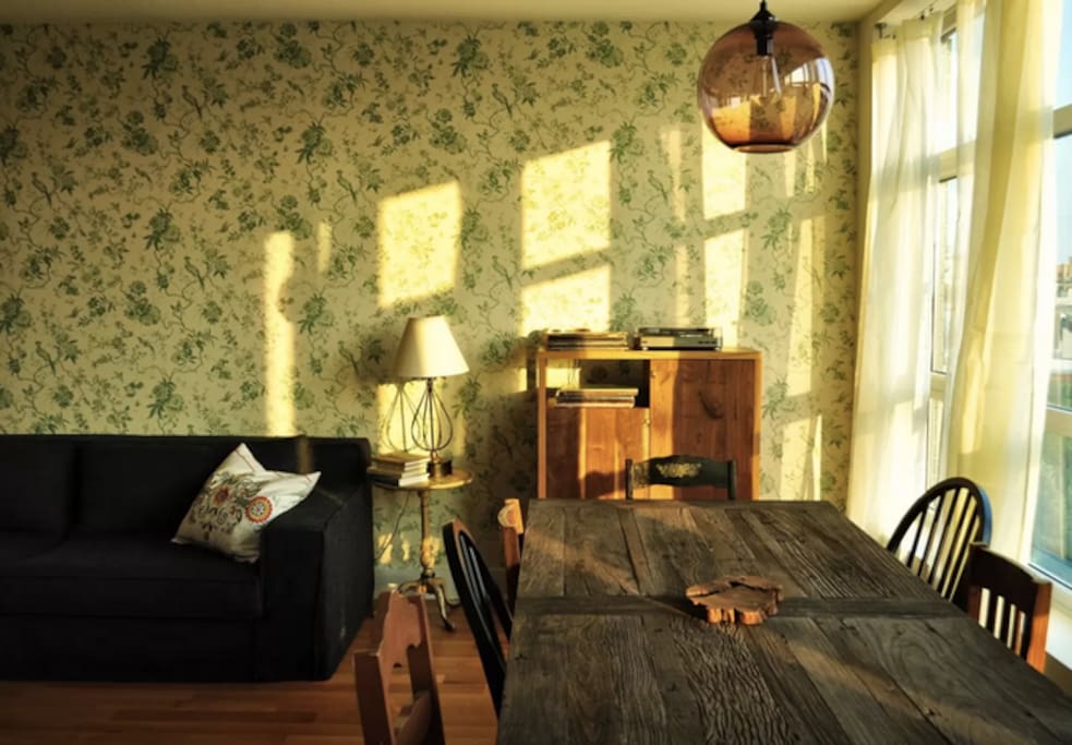 Light drenched living/dining area.