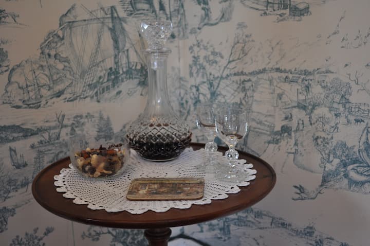 مزيج مجاني من الميناء والفواكه/المكسرات