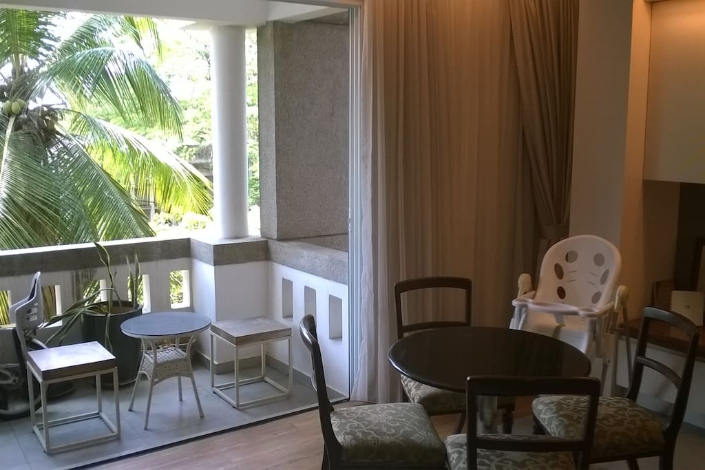 glass doors open up to the balcony, great seating area to enjoy your breakfast while listening to birds chirping