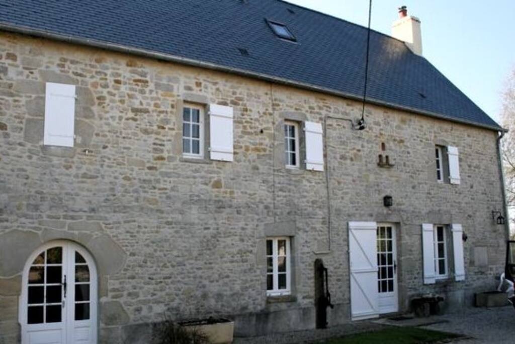 Vue de la maison à l'arrivée