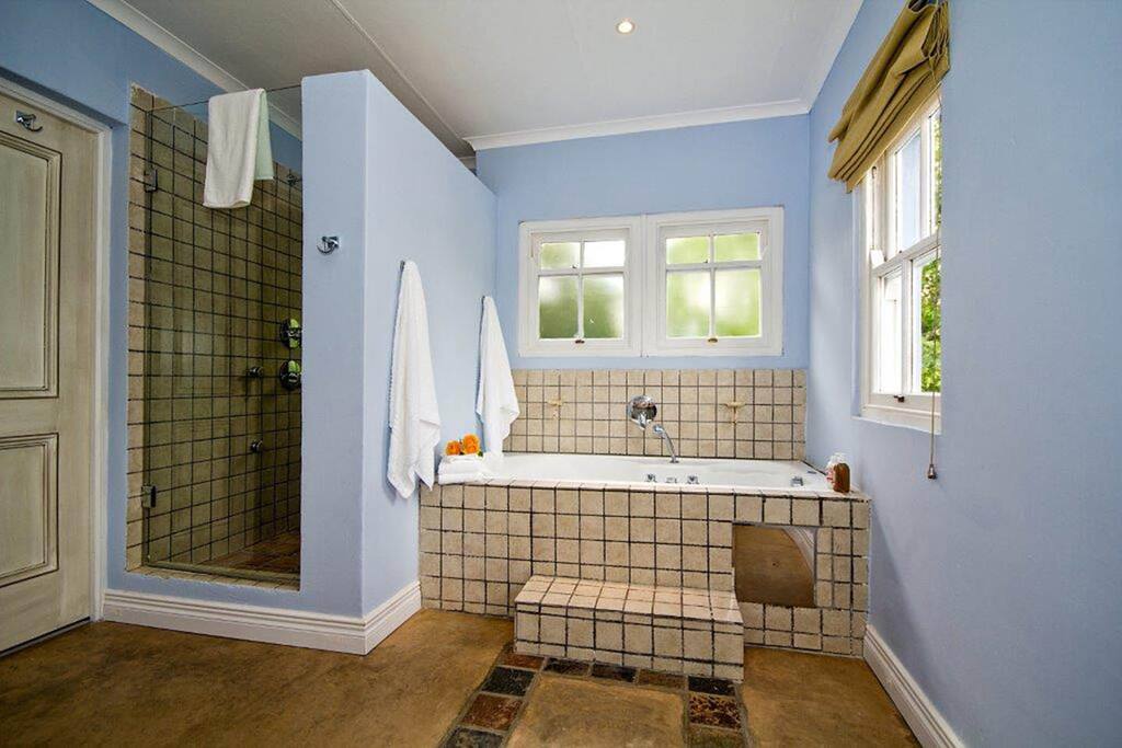 Bath & Shower - Bathroom