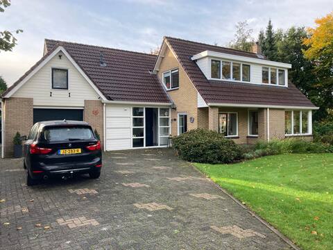 Assen/Drenthe: spacious villa & large sunny garden