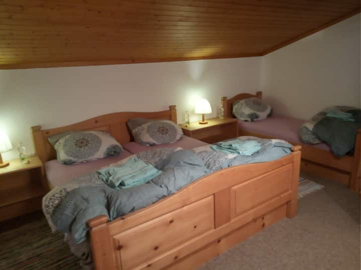 Schlafzimmer 2