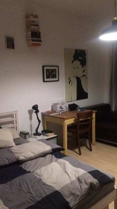 Schlaf-/Wohnzimmer
