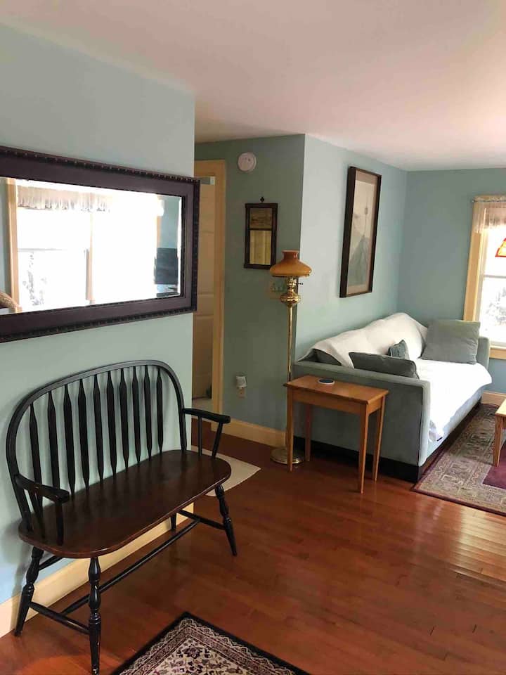Lovely Sunny Apartment Near Grb And K'port - Kennebunkport, ME
