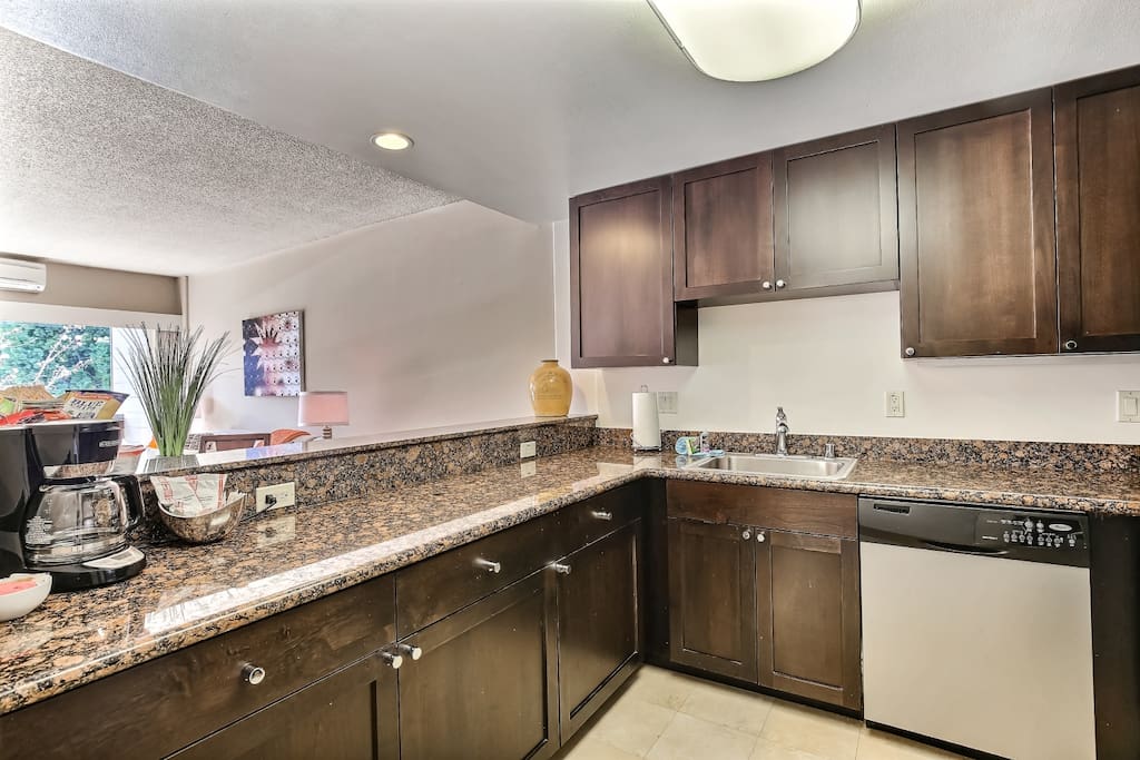 Fully equipped kitchen