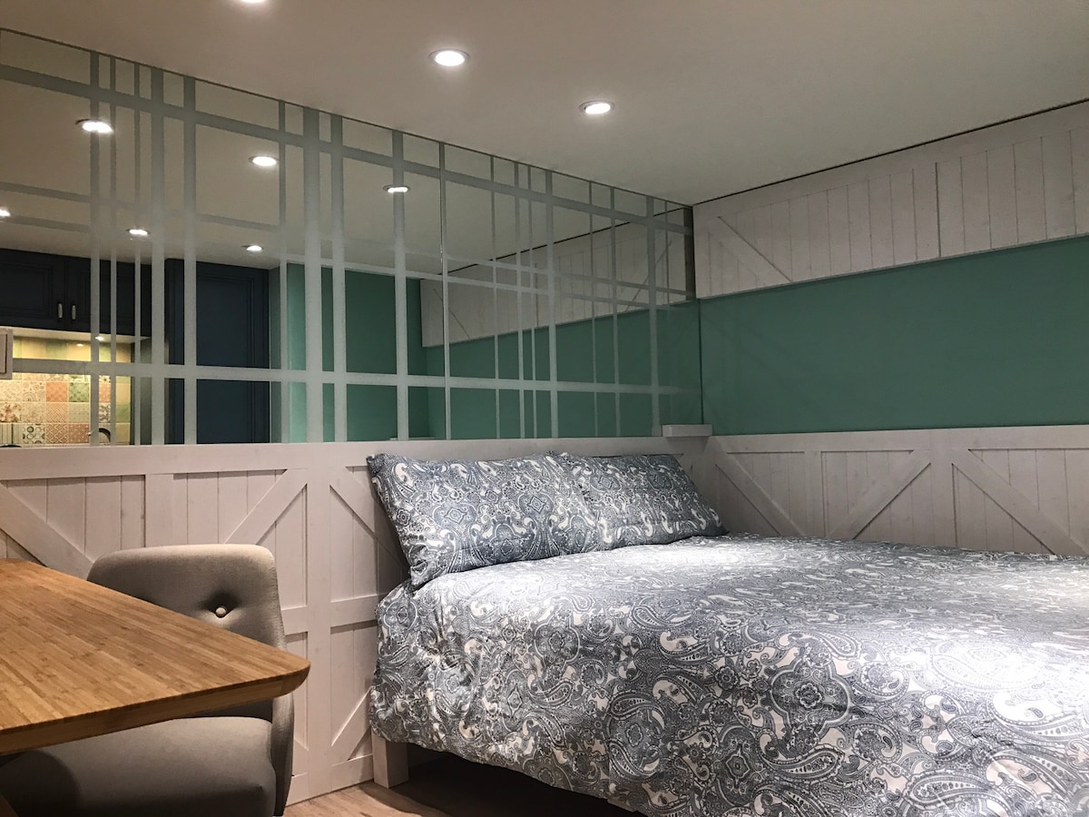 掀床
Ѕиден кревет