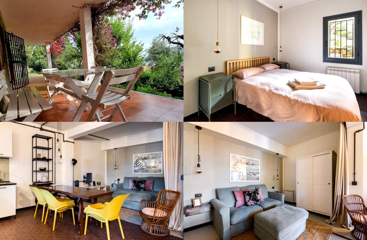 Top Airbnb: House among olive trees and the sea. in Andora