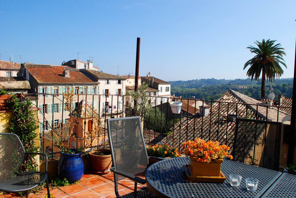 La terrasse panoramique sur le toit