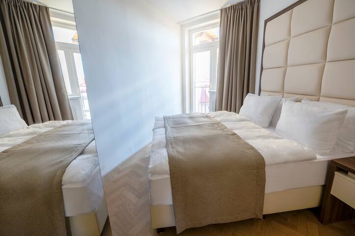 Rooftop Penthouse 4 bedrooms 120m2. Netflix TV gallery image 4