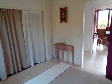 Appartement T2  jardin terrasse parking TV WiFi