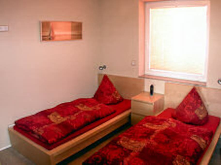 Schlafzimmer 2