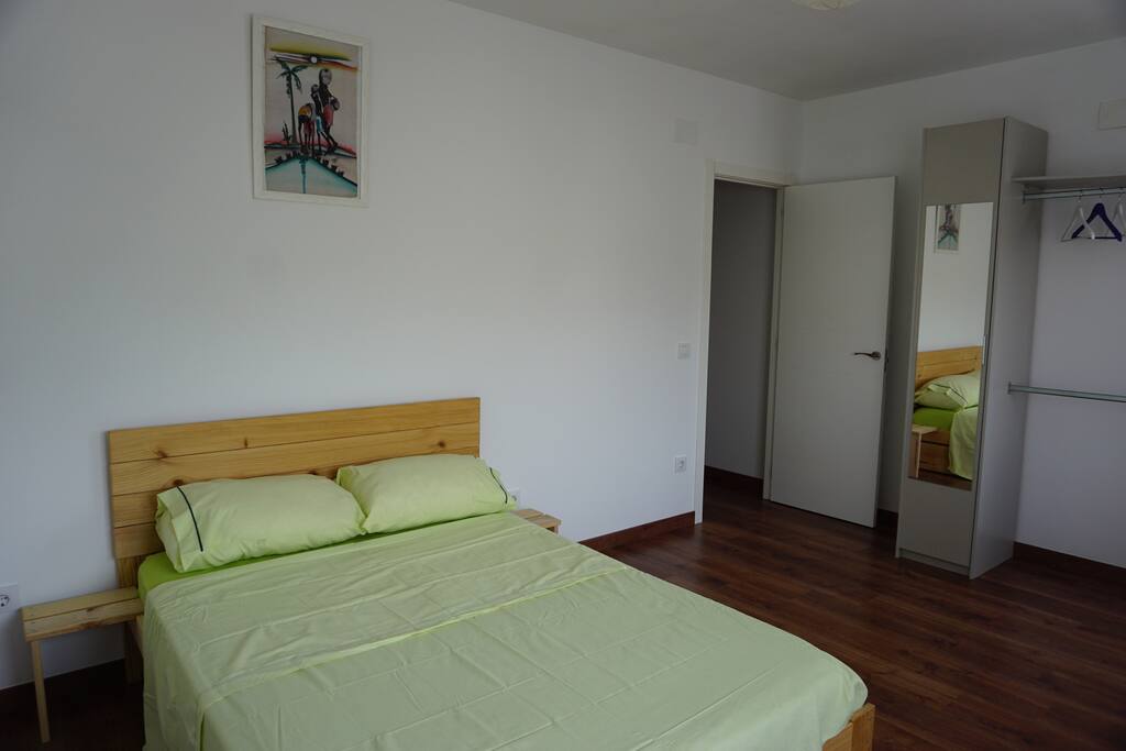Hab. con cama de matrimonio
