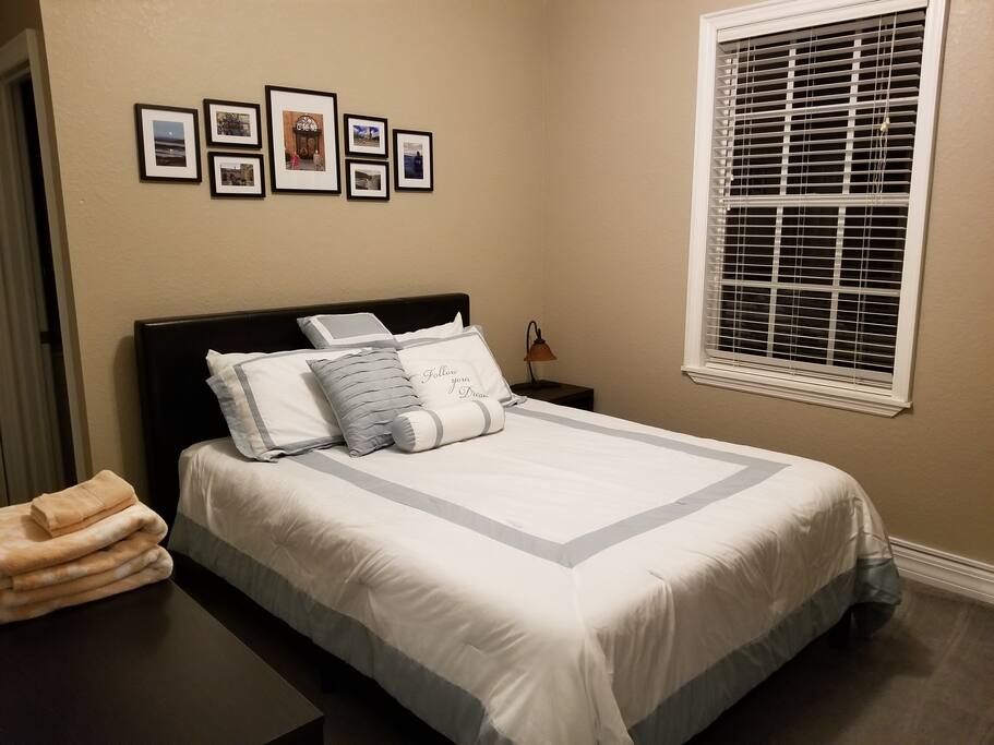 Queen Bed