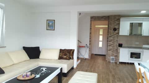 Popular Airbnb listing: House for vacation Zem Zem in Općina Donji Lapac