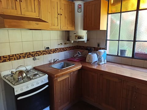 Propiedad de Airbnb exitosa: Comfortable house near mountains in Chacras w/pool en Luján De Cuyo