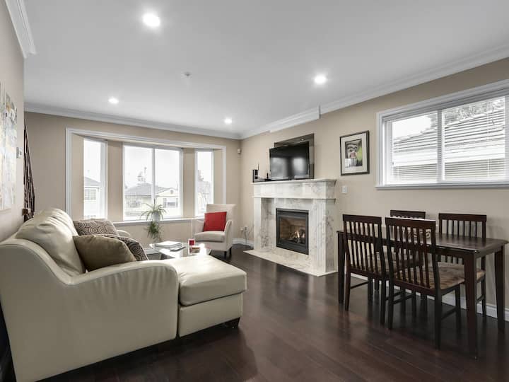 Fifa World Cup 3bd/2bth Centrally Located! - Vancouver