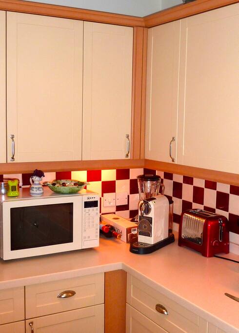 Kitchen with coffee machine!