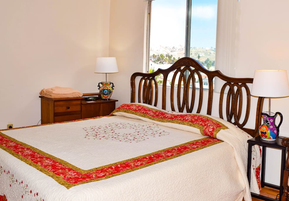 Master Bedroom: Mountain view, attached bath, internet TV.