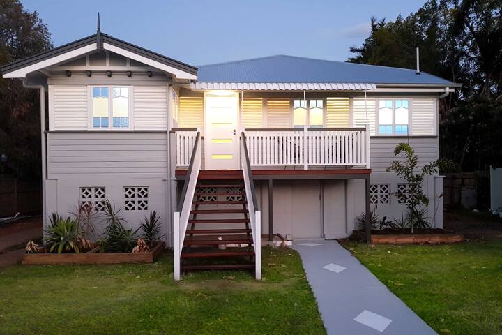 Airbnb Railway Estate Vacation Rentals Places To Stay