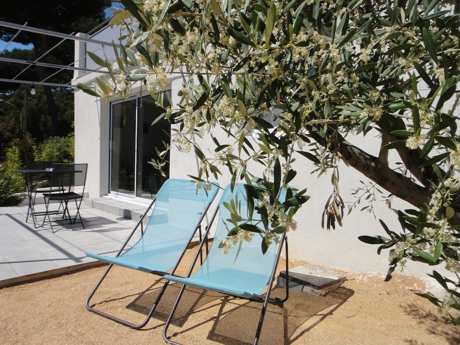 Les transats de l'appartement Turquoise - Maison Méditerranée - Home Cassis