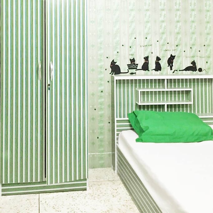 Meow Bed Room