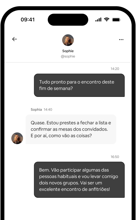 Telemóvel que mostra um histórico de mensagens individual entre dois anfitriões que estão a organizar um encontro.