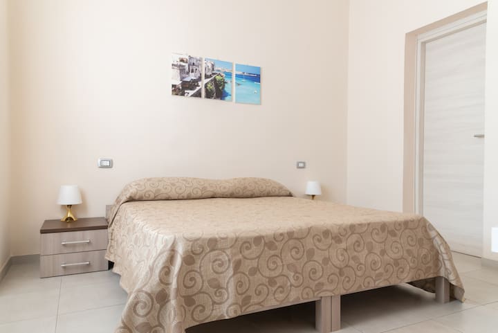 New Bnb Opuntia, Stanza Matrimoniale Budget - Lecce