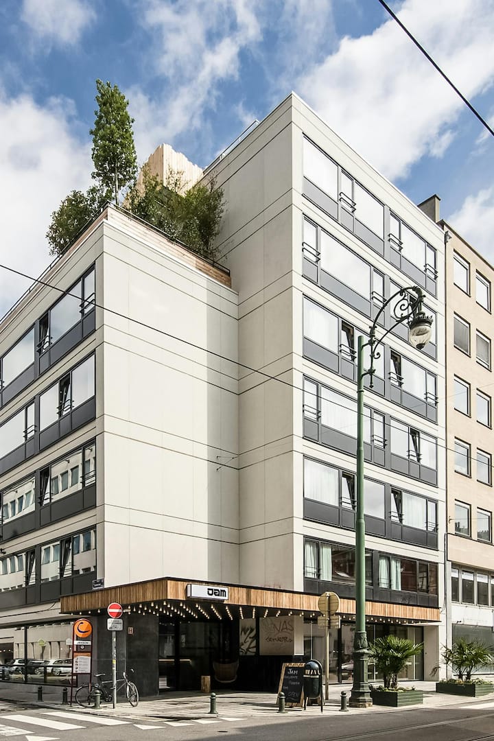 シャマードプールオム　パリジャンヴァージョン　大丸東京店 Jam Hotel Brussels - Hotels for Rent in Sint-Gillis, Brussels