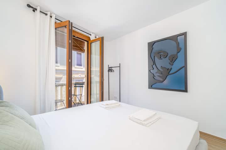 Dali Art Vieille Ville Figueres, Loft Avec 2 Lits - Figueras