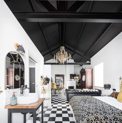 The 1920s Suite and the 1950s Suite.