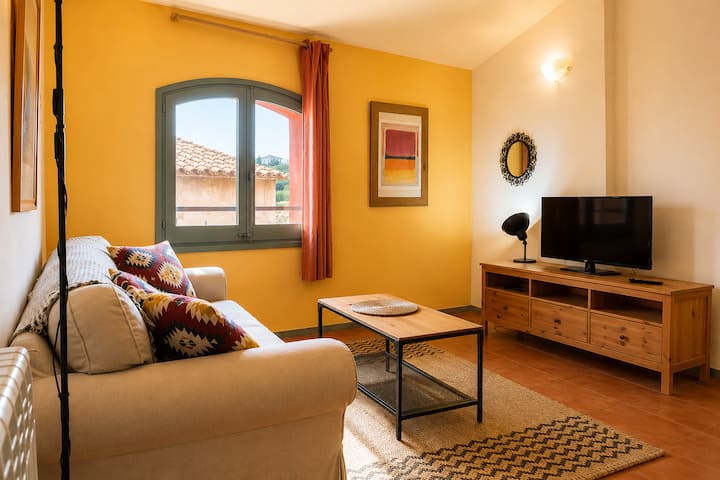 Saltarel.lo En El Casco Antiguo, Apartamento Fami. - Banyoles